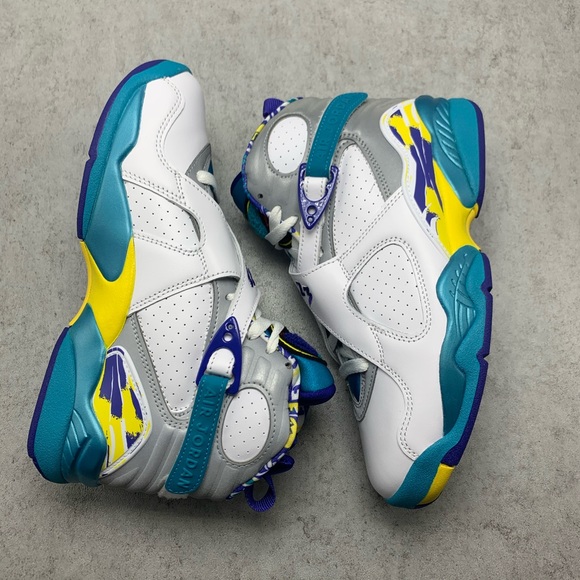 Sold - Picture 5 of 8